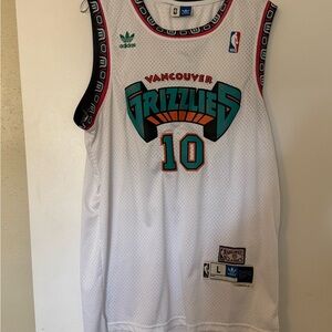 Adidas Vancouver Grizzlies Jersey